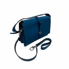 Iris - Borsa a Spalla in Vera Pelle Made in Italy con Patta e Cinturina