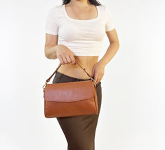 Clarissa - Borsa a Spalla e Tracolla in Vera Pelle Made in Italy – Artigianale con Doppia Tracolla, Elegante e Versatile